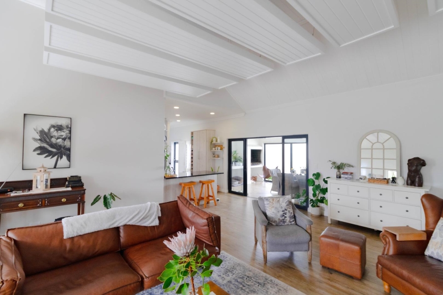 3 Bedroom Property for Sale in Westcliff Western Cape